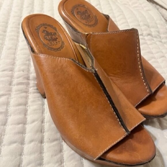Ariat leather wedges 7.5 - Picture 1 of 4